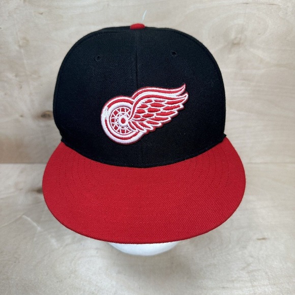 Detroit Red Wings Black Red Mens Snapback Hat Cap NHL Vintage Hockey Sample NEW - Picture 1 of 8